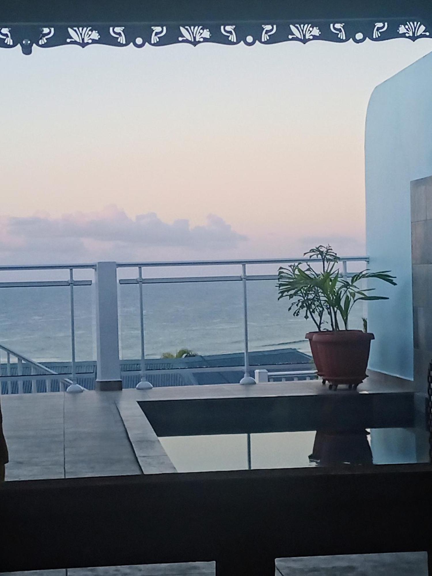 Aux Colibris Amoureux : Loft De Standing Avec Vue Mer Grand-Bourg  Экстерьер фото