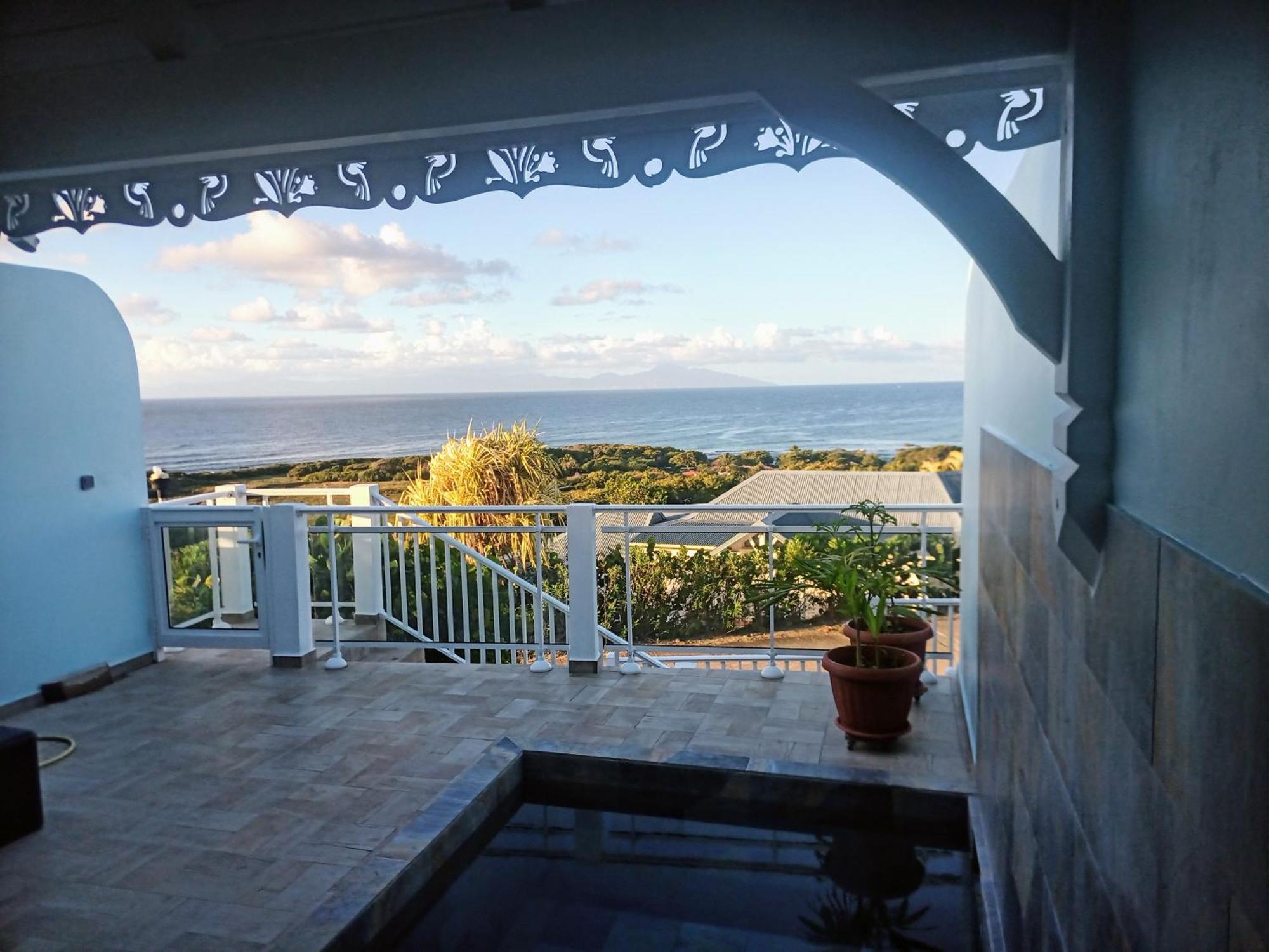 Aux Colibris Amoureux : Loft De Standing Avec Vue Mer Grand-Bourg  Экстерьер фото